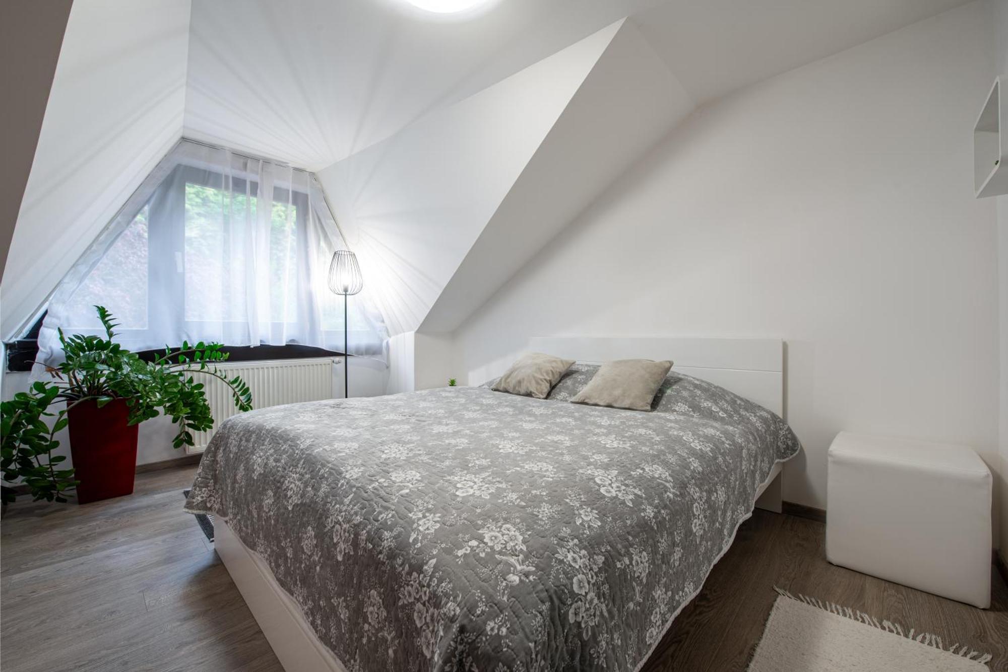 Chillgarden Apartments Trenčín Dış mekan fotoğraf