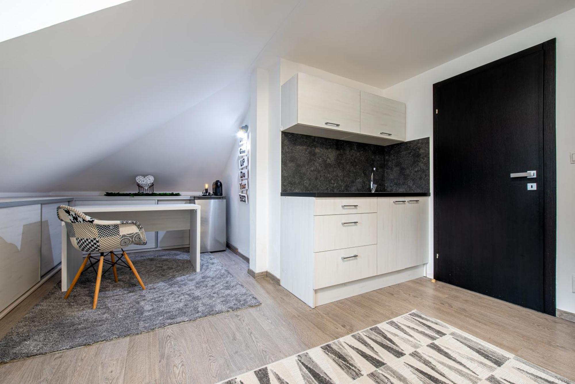 Chillgarden Apartments Trenčín Dış mekan fotoğraf